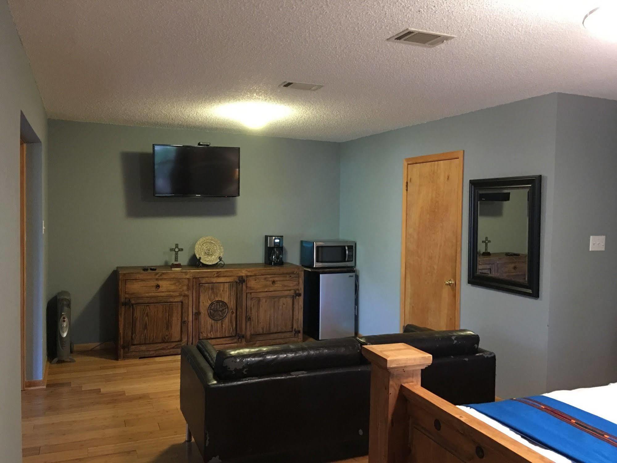 The Cove Bnb Hudson Bend Exterior foto
